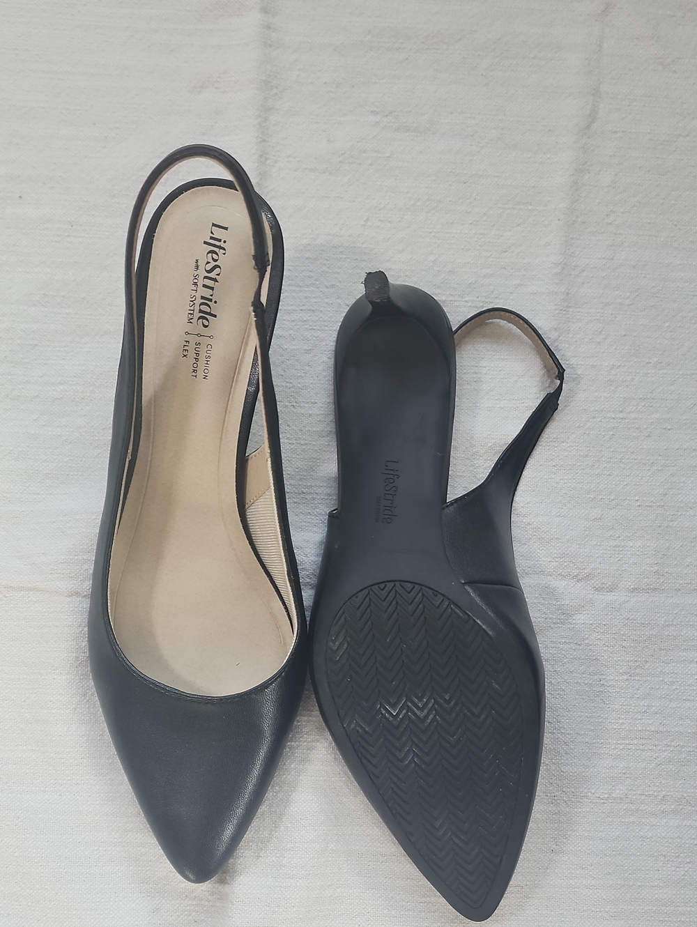 Life Stride Black Pointed Toe Slingback Flats